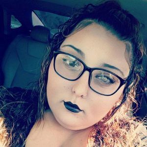 Meet your Posher, Brittney