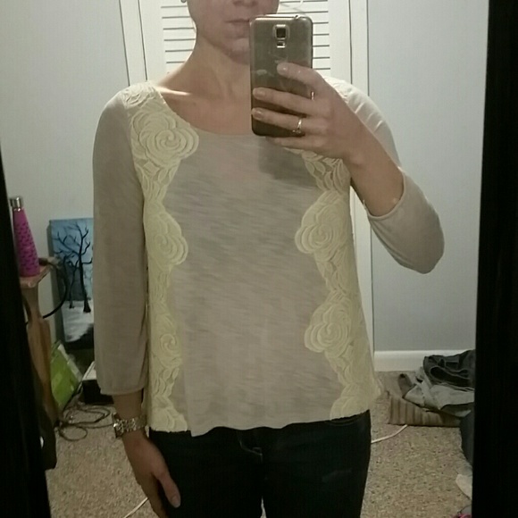 Lace front Top - Picture 3 of 3