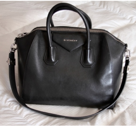 Givenchy Handbags - SOLD Givenchy Antigona Med leather bag
