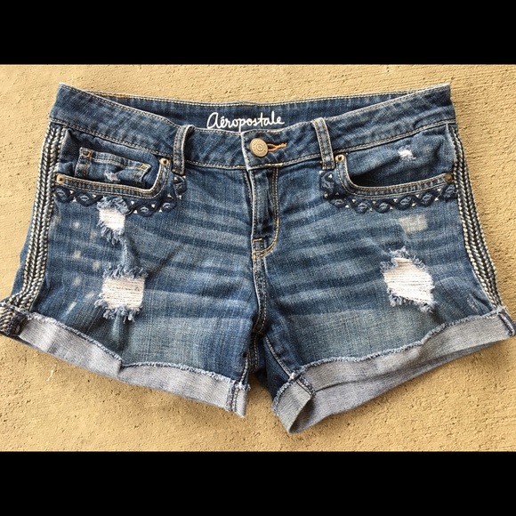 Aeropostale MIDI women's shorts sz 6 Distressed