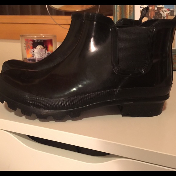 Women's size 8 booties