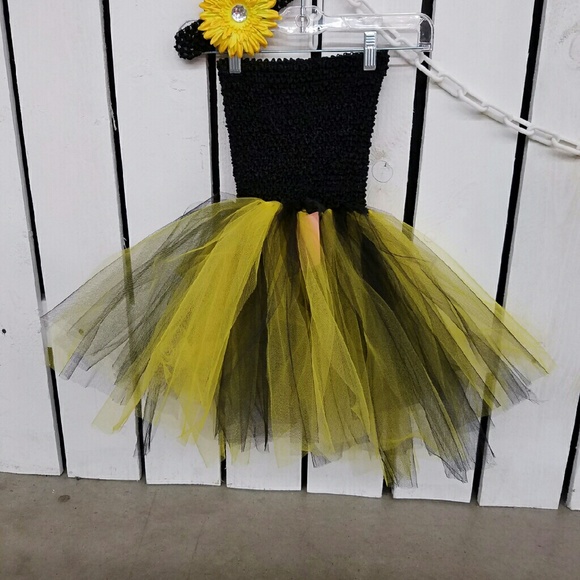 Tutus - Picture 1 of 1