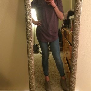 Long mid-sleeve blouse