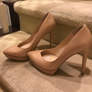 Jessica Simpson Nude Platform Pumps
