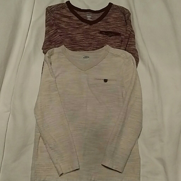 2 long sleeve shirts