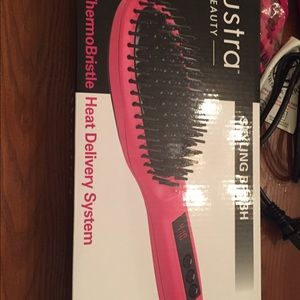 Illustra styling brush