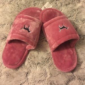 Victoria Secret's Pink fuzzy slippers