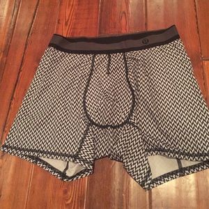 Lululemon No Boxer Boxer Medium