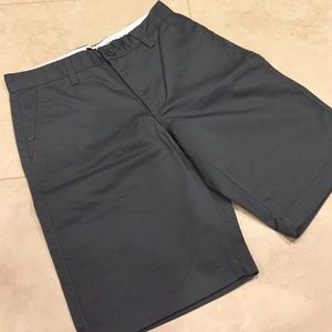 RVCA Men's Gray Flat Front Shorts Size 30 Like New