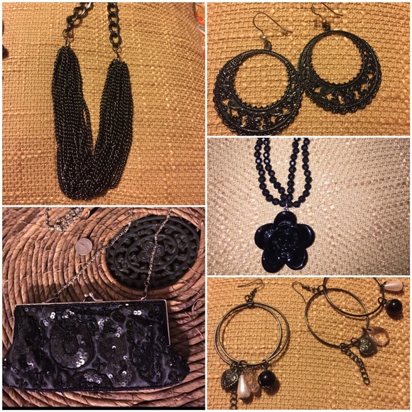 Must have! Black & gunmetal jewelry & purse bundle
