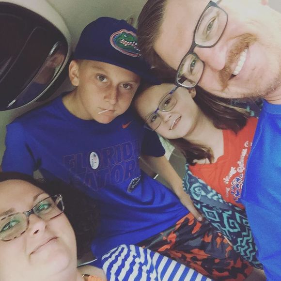 Meet your Posher, Tricia - Picture 1 of 1