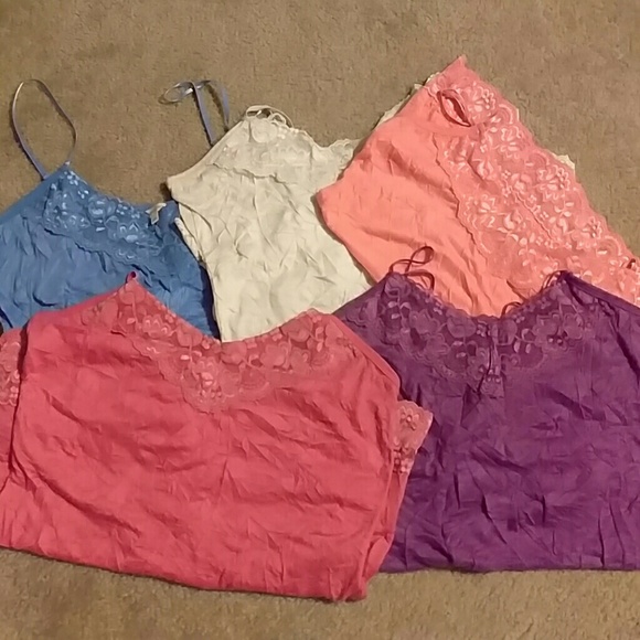 Lot of 5 camisoles