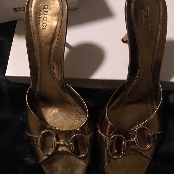 Gucci sandals