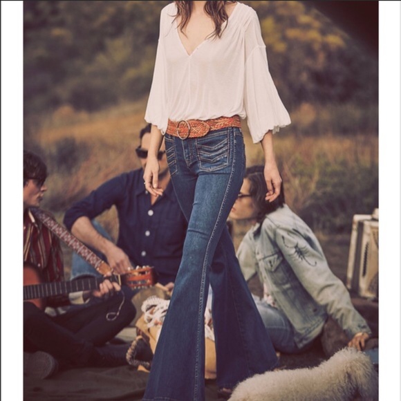 Free People Denim - Free People Stella high rise Flare size 31 likenew
