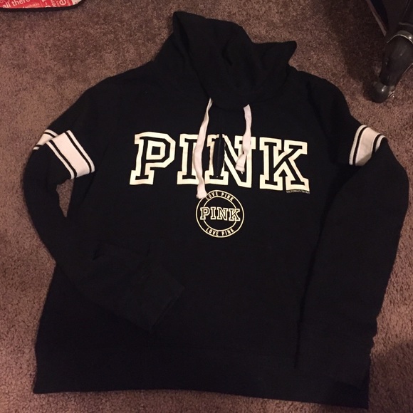 Pink VS Sweatshirt