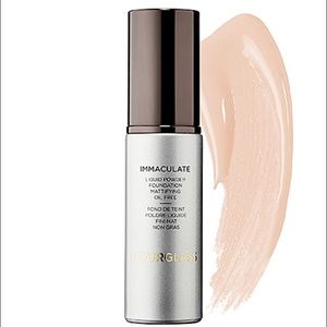 Hourglass Immaculate Liquid Powder Foundation