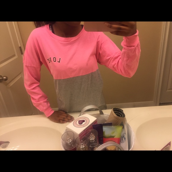 Long sleeve tee