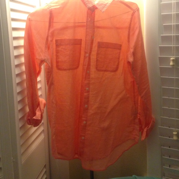Aeropostale Button Up size M