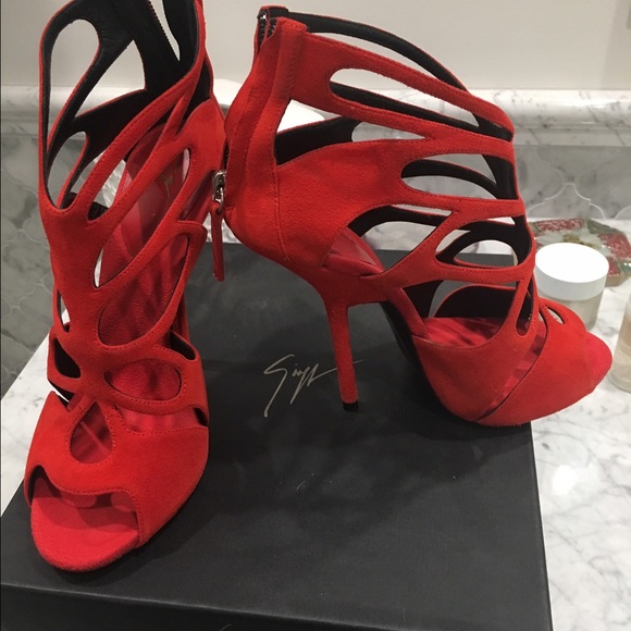 NWT Giuseppe red heels - Picture 3 of 3