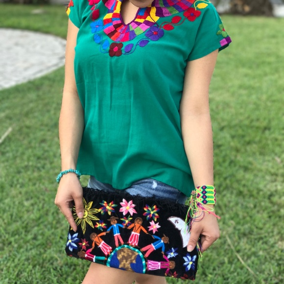 Embroidered Oversized Clutch Children of the World - Picture 2 of 8