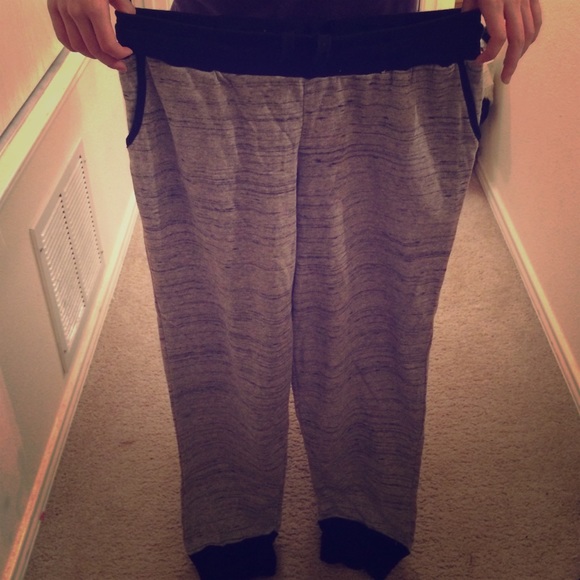 BRAND NEW A'Gaci jogger pants