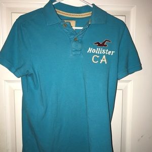 Hollister 2 Button t shirt Men's Medium