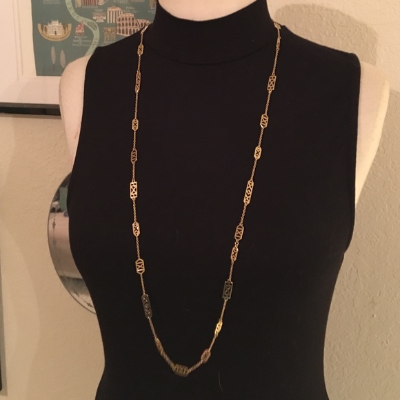 Stella & Dot Avalon Station Necklace