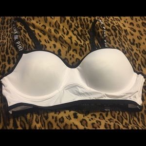 Victoria's Secret - Pink bralette - Strappy back