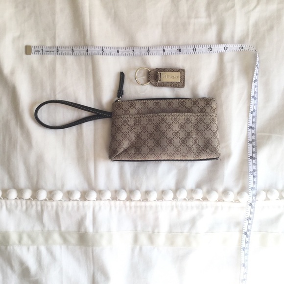 Patterned Wristlet - Picture 4 of 4