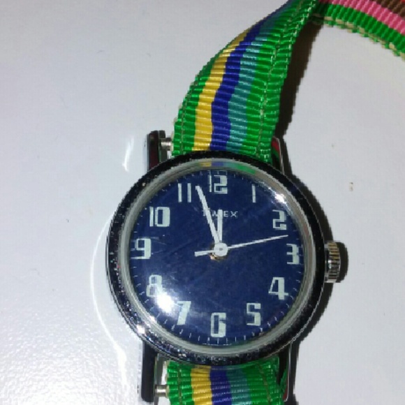 Interchangeable bands for a vintage watch