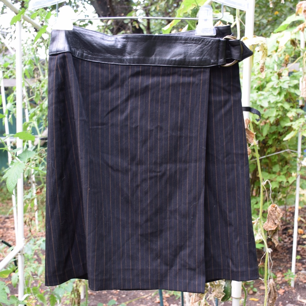 NWT BeBe Belted Skirt