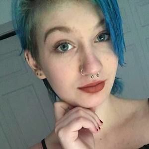 Meet your Posher, Molly