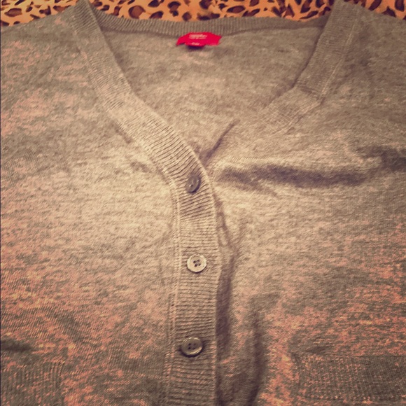 SOLD SOLD SOLD  short sleeve grey cardigan. XL