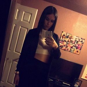 Meet your Posher, Dalila