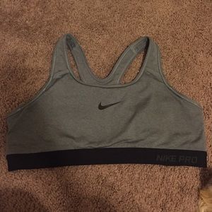 Nike Pro Sports Bra