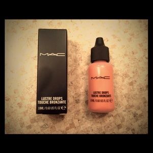 MAC Lustre drops