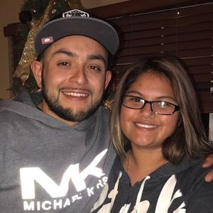 Meet your Posher, Elaine