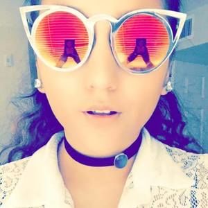 Meet your Posher, Alessandra