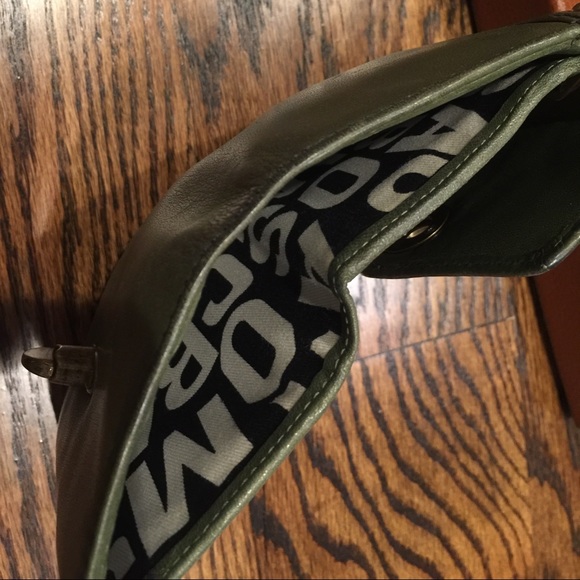 Marc By Marc Jacob Wallet - image 4