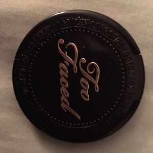 Too Faced Highlighter