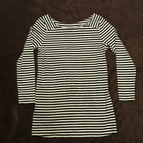 Old Navy Maternity shirt