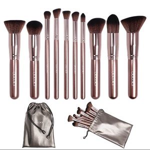 New Never used Makeup Brushes