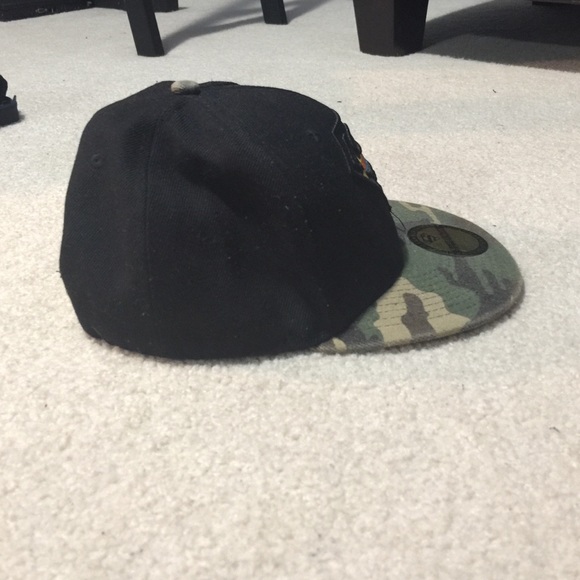 Snapback - Picture 2 of 4