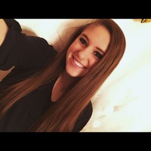 Meet your Posher, Anamaria