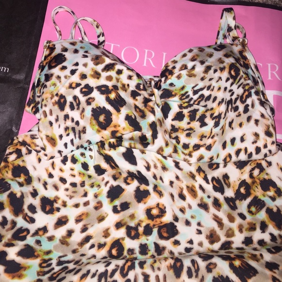 Victoria's Secret Print Full length Swim Top 32B