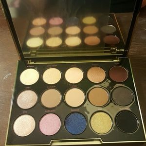 Gwen Stefani pallet