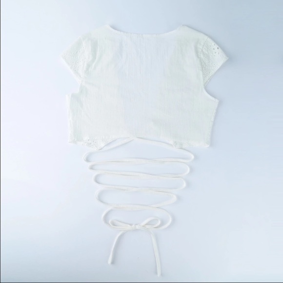 Tie Strap Crop Top - Picture 3 of 4