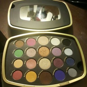 Sephora Collection Minnie Mouse pallet