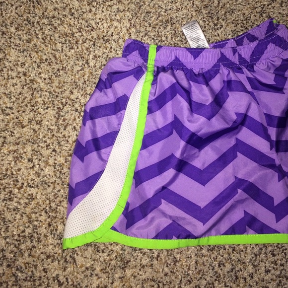 Girls Athletic Shorts - Picture 2 of 3