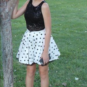 Gorgeous polka for prom dress!